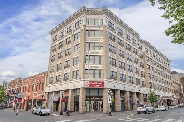Gallery - Best Western Plus Carlton Plaza Hotel