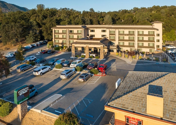 Gallery - Yosemite Southgate Hotel & Suites