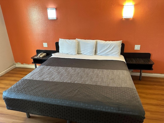 Gallery - Beachside Inn