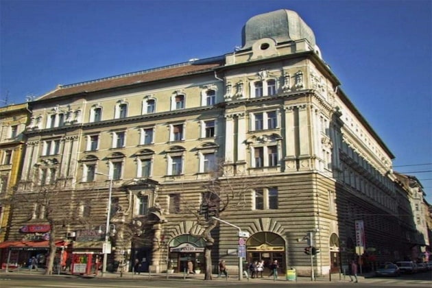 Gallery - City Hotel Ring