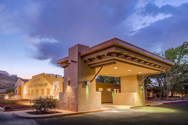 Gallery - Holiday Inn Canyon De Chelly By Ihg