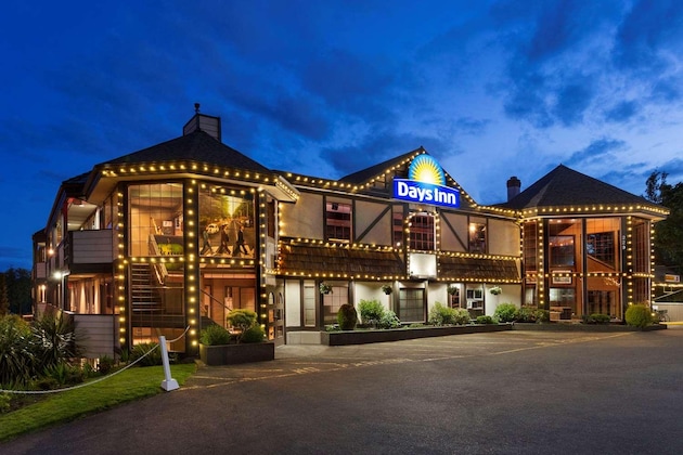 Gallery - Days Inn By Wyndham Victoria Uptown