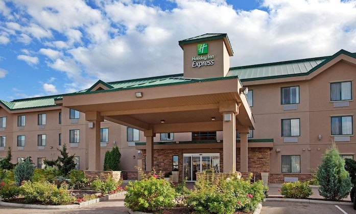 Gallery - Holiday Inn Express And Suites - Vernon By Ihg