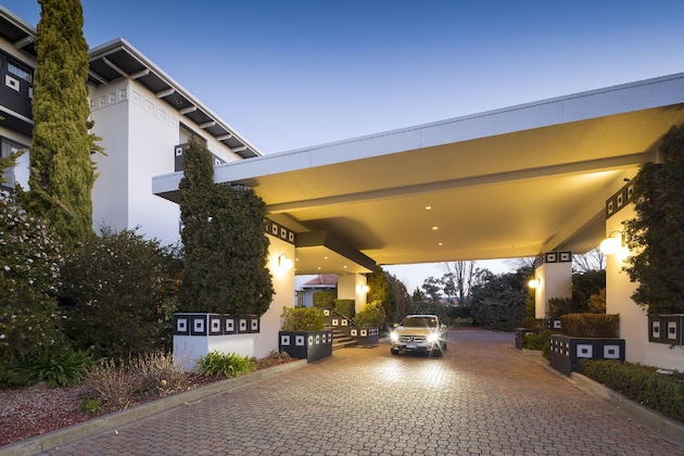 Gallery - Ramada By Wyndham Diplomat Canberra