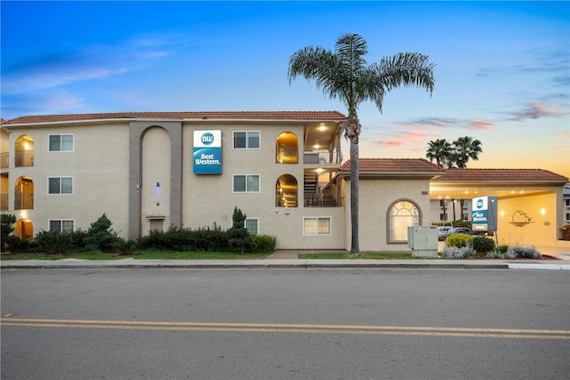 Gallery - Best Western San Diego Miramar Hotel