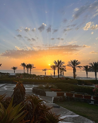 Gallery - Therasia Resort Sea & Spa