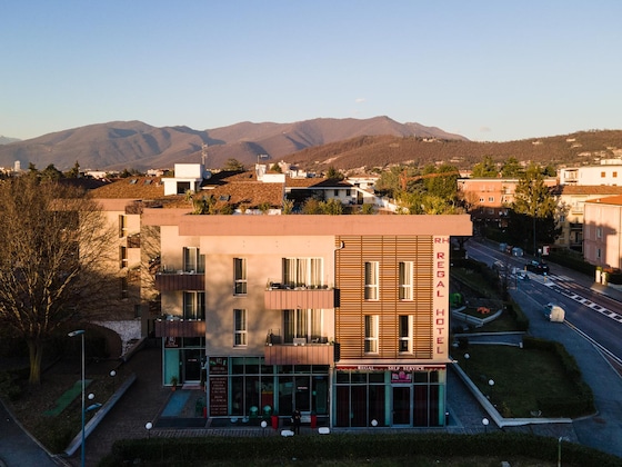Gallery - Regal Hotel & Apartments