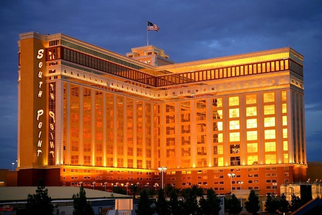 Gallery - South Point Hotel  Casino & Spa