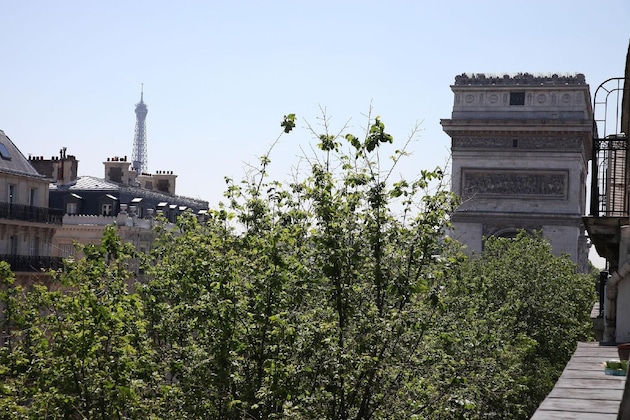 Gallery - Hôtel Elysées Paris