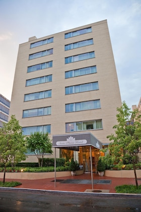 Gallery - State Plaza Hotel