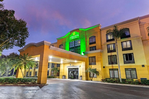 Gallery - La Quinta Inn & Suites By Wyndham Tampa North I-75