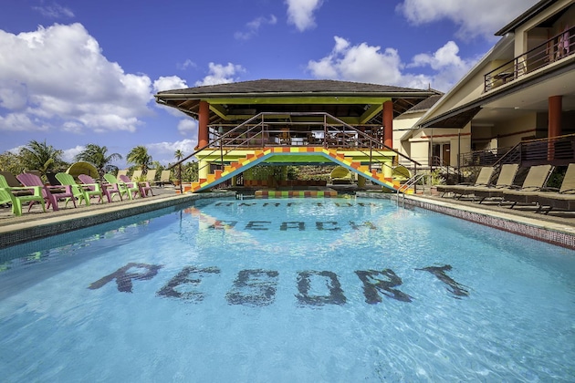 Gallery - Grafton Beach Resort