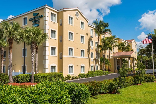 Gallery - Homewood Suites By Hilton Bonita Springs