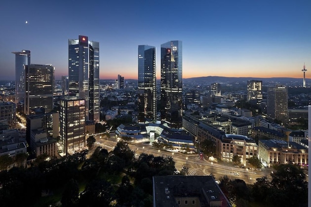 Gallery - Frankfurt Eurotheum