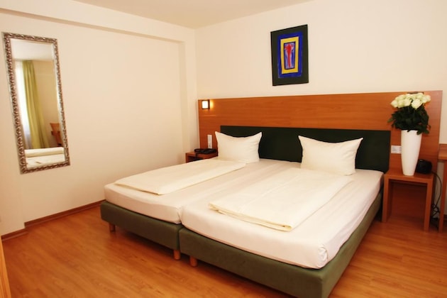 Gallery - Memphis Hotel
