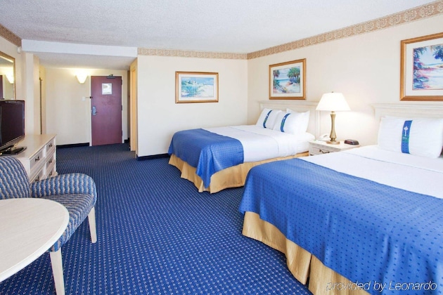 Gallery - Holiday Inn Lido Beach