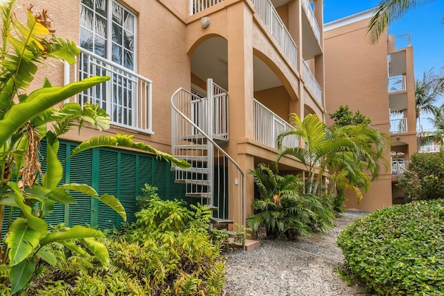 Gallery - Beachside Resort & Residences