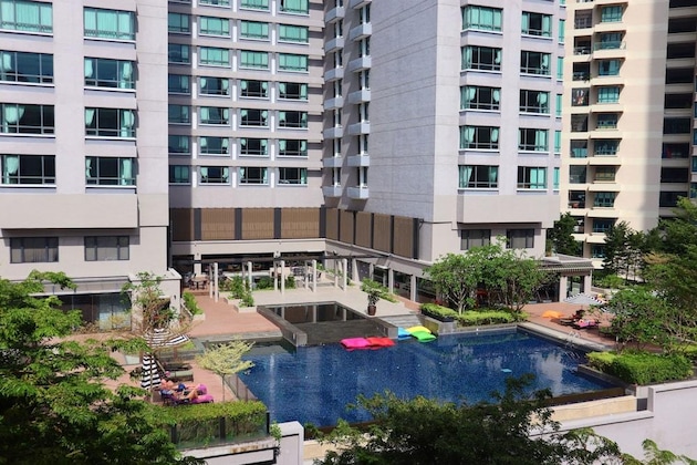 Gallery - G Hotel Gurney