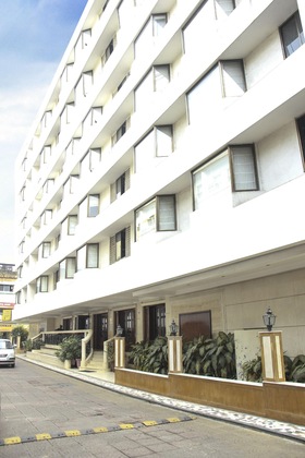 Gallery - Hotel Parle International