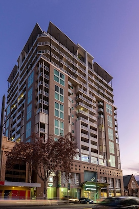 Gallery - Oaks Adelaide Embassy Suites