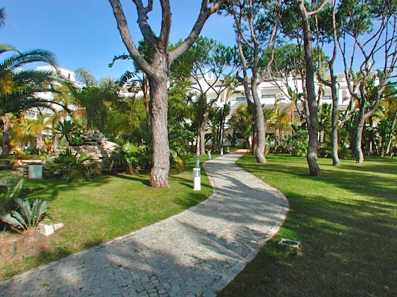 Gallery - Ria Park Garden Hotel