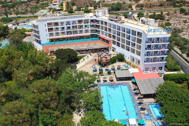 Gallery - Marina Hotel
