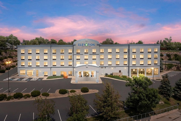 Gallery - Howard Johnson By Wyndham Downtown Rapid City