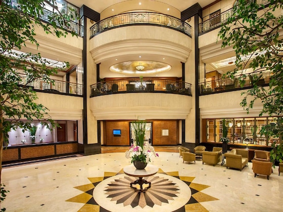 Gallery - Menara Peninsula Hotel Jakarta