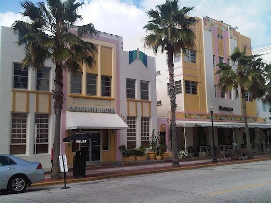 Gallery - Ocean Five Hotel