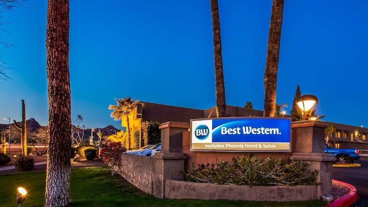 Gallery - Best Western Innsuites Phoenix Hotel & Suites