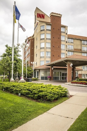 Gallery - Monte Carlo Inn Vaughan Suites