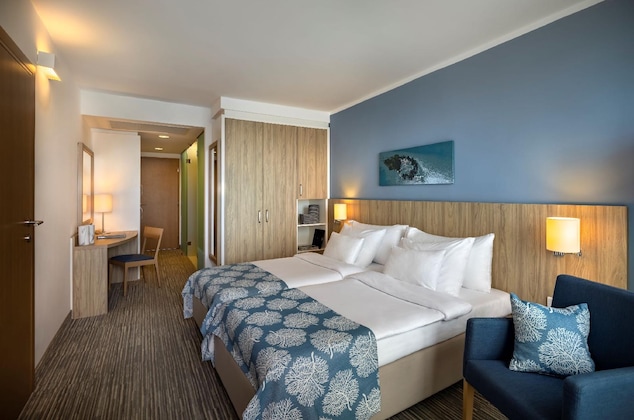 Gallery - Isabella Island Hotel & Villas