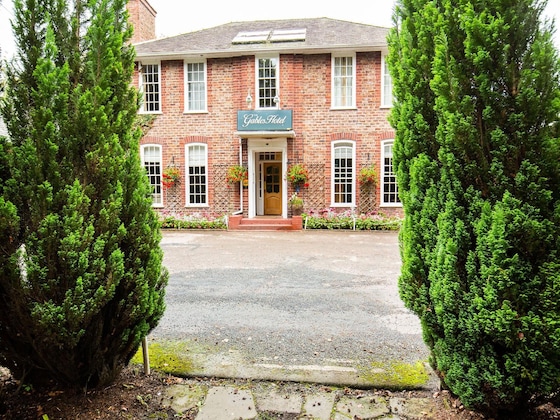 Gallery - The Gables Hotel