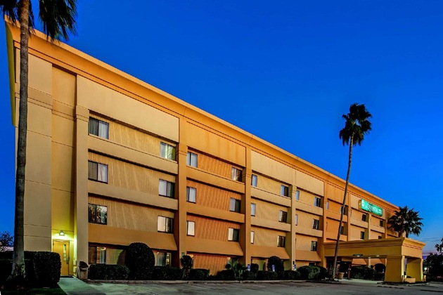 Gallery - La Quinta Inn & Suites By Wyndham Houston Baytown East