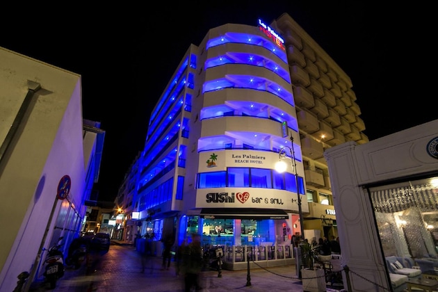 Gallery - Les Palmiers Beach Hotel