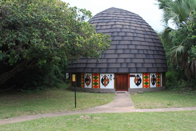 Gallery - Gooderson Dumazulu Lodge & Traditional Village