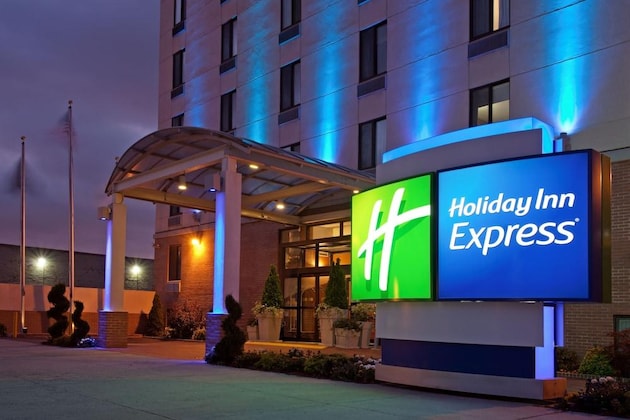 Gallery - Holiday Inn Express Brooklyn, An Ihg Hotel
