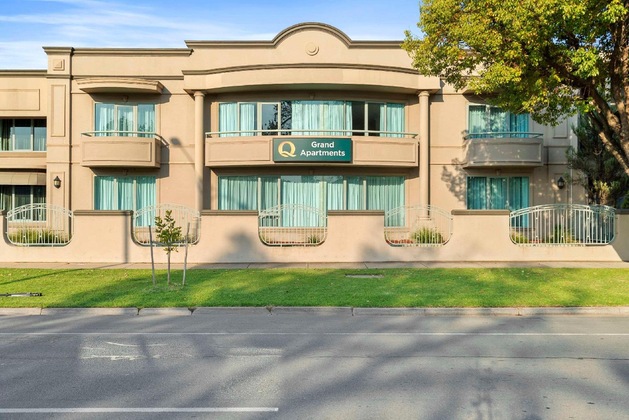 Gallery - Quality Parklake