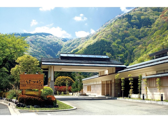 Gallery - Hatsuhana