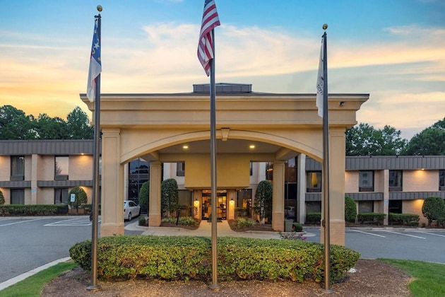 Gallery - Best Western Plus Cary Inn - NC State