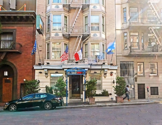 Gallery - Cornell Hotel