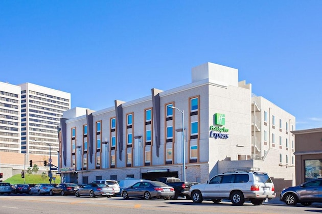 Gallery - Holiday Inn Express West Los Angeles By Ihg