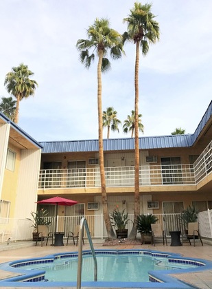 Gallery - Delos Reyes Palm Springs
