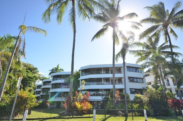 Gallery - Roydon Beachfront Apartments