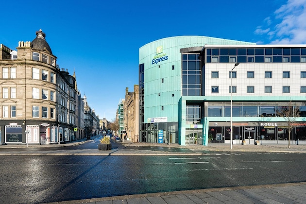 Gallery - Holiday Inn Express Dundee By Ihg
