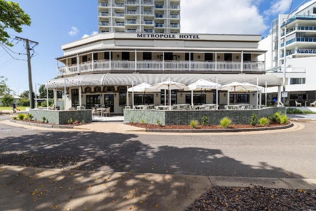 Gallery - Oaks Metropole Hotel