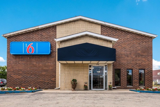 Gallery - Motel 6 Madison, Wi - East