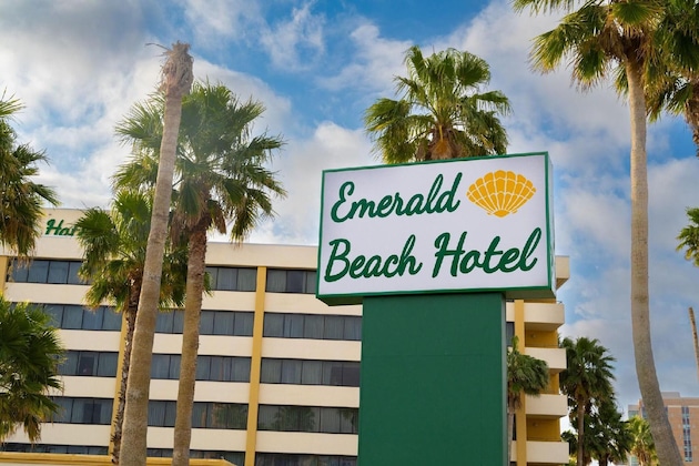 Gallery - Emerald Beach Hotel