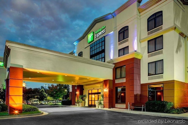 Gallery - Holiday Inn Express Richmond Airport By Ihg
