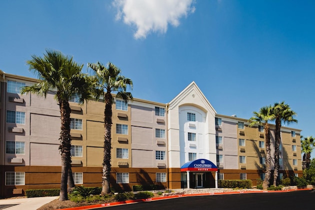 Gallery - Sonesta Simply Suites San Antonio Nw